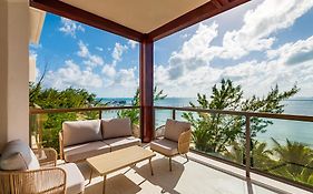Artila Beach Condos, Isla Mujeres
